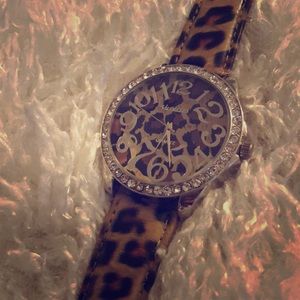 Leopard big face watch